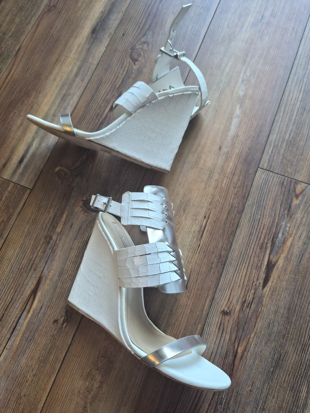 BCBGMaxAzria Vanny White and Metallic Silver Wedge Sandals- Size 10 - Picture 11 of 11